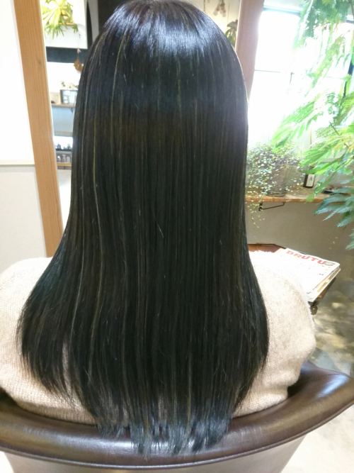 ハイライトで髪色に変化を 函南町 美容室 美容院 Tali タリ ハイライトで髪色に変化を 函南町 美容室 美容院 Tali タリ